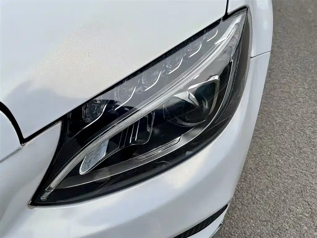 Mercedes-Benz C-Class 2017 Facelift C 200 L Sport Edition фото 17