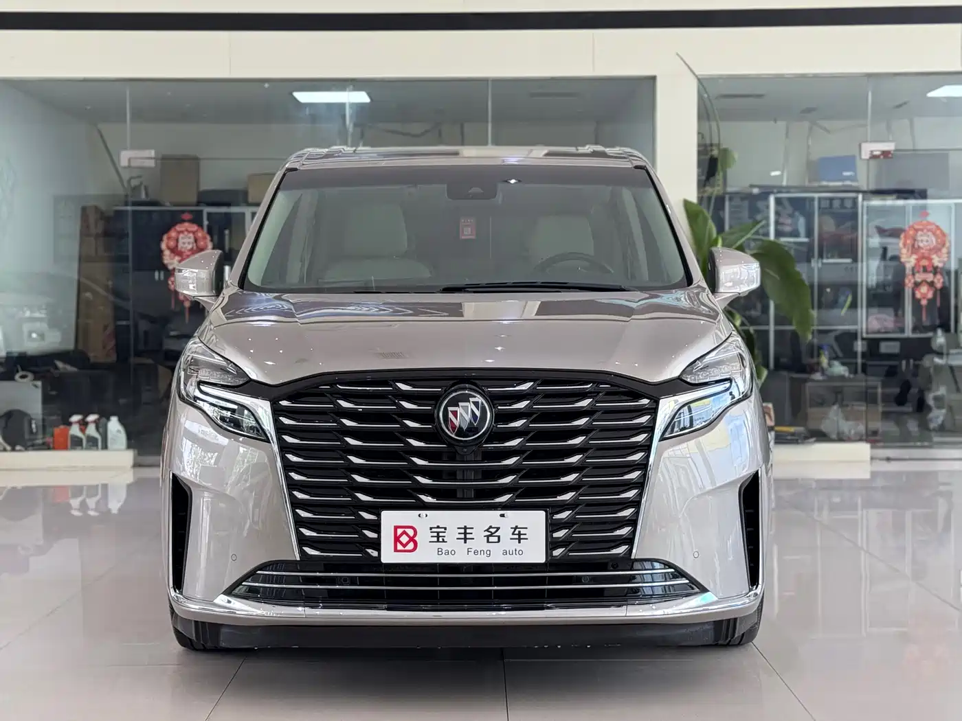Buick GL8 2023 ES Landmaster Luxury фото 3