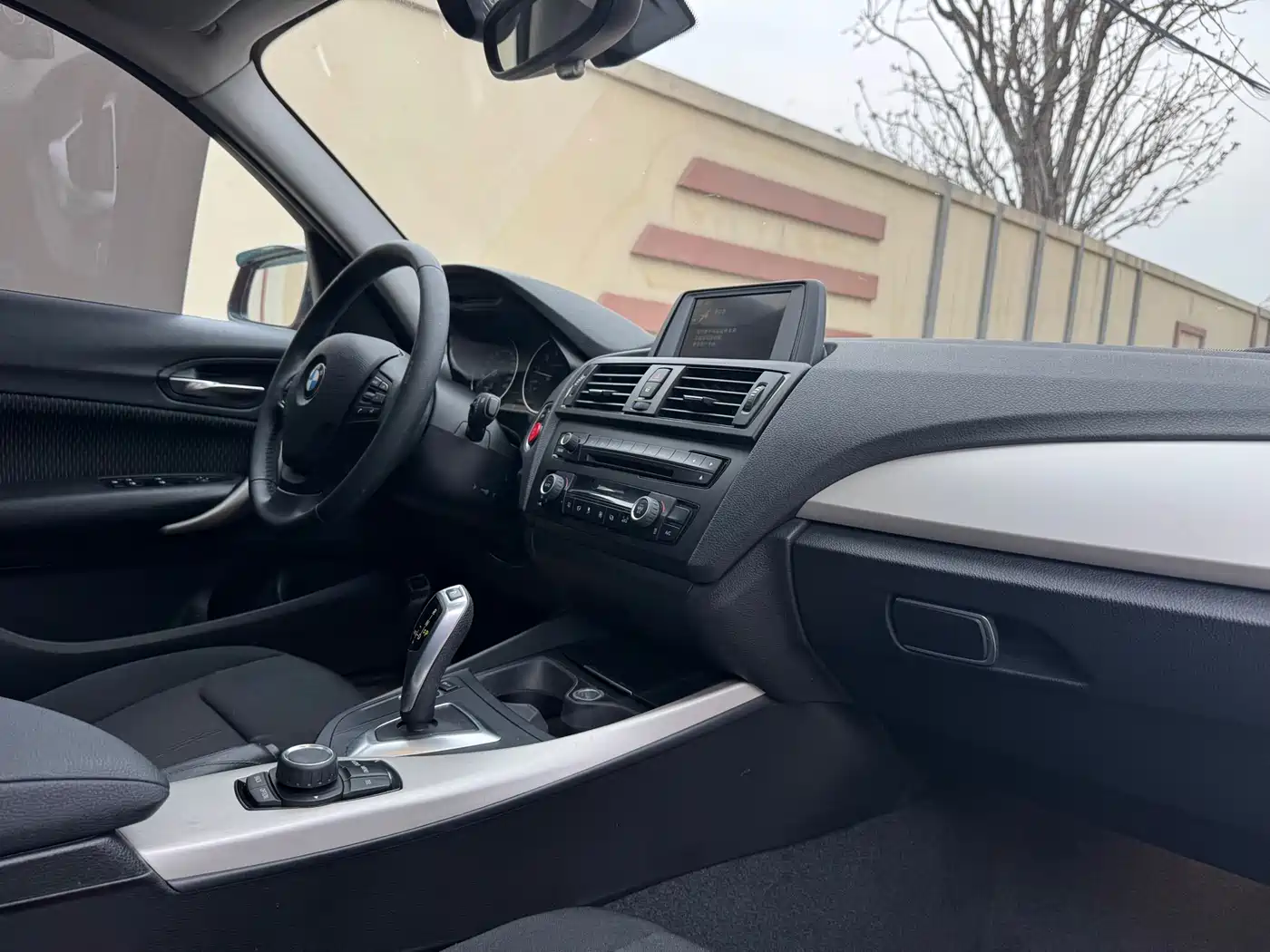 BMW 1 Series (Import) 2013 Facelift 118i Leading Model фото 19
