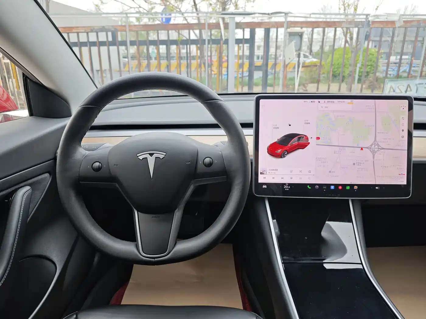 TESLA MODEL 3