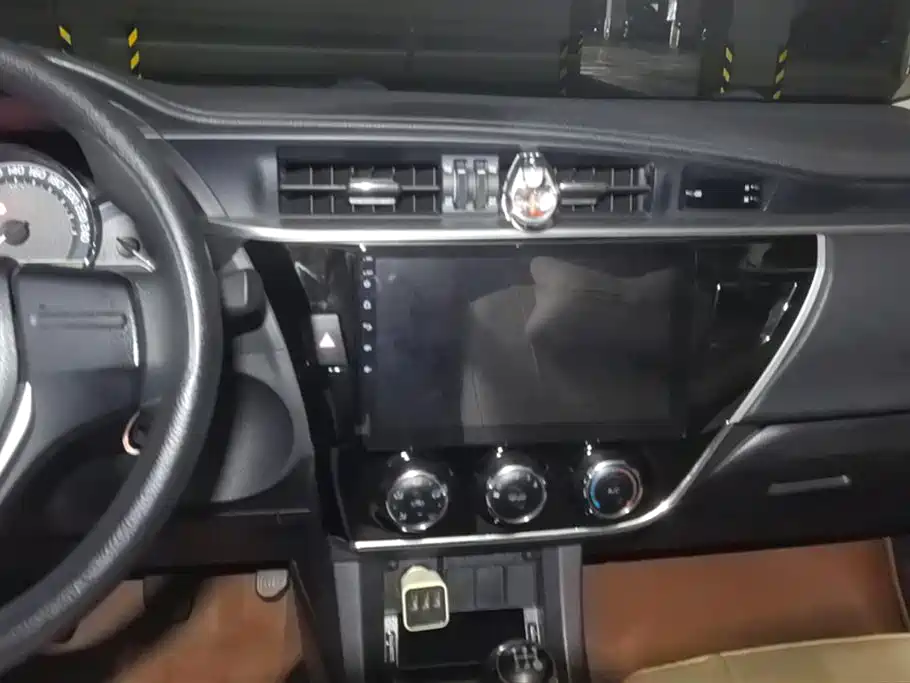 Toyota Corolla 2017 1.6L Manual GL фото 13