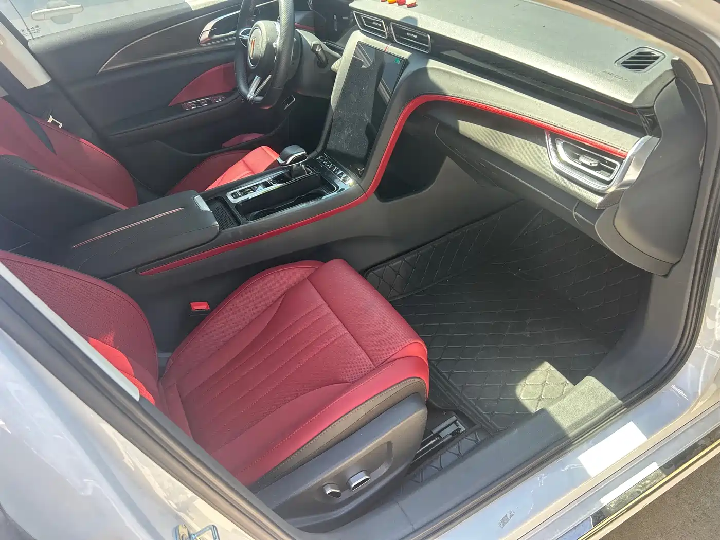 Hongqi H6 2024 2023 2.0T Elegance Edition