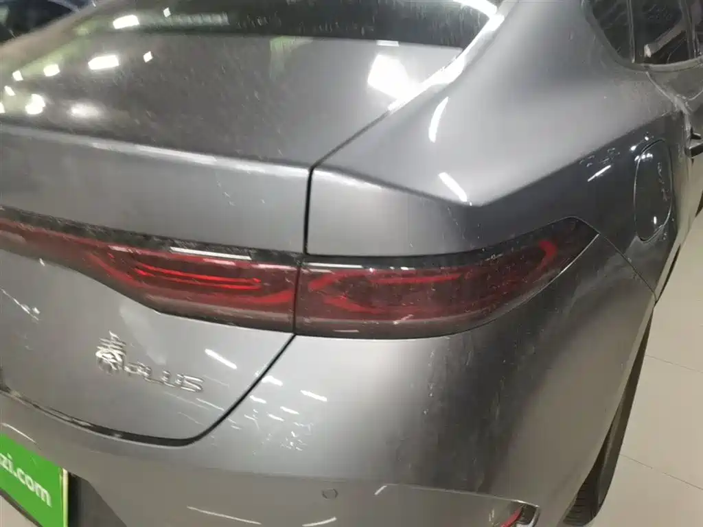 BYD Qin PLUS 2025 DM-i Smart Drive 55KM Leader фото 8