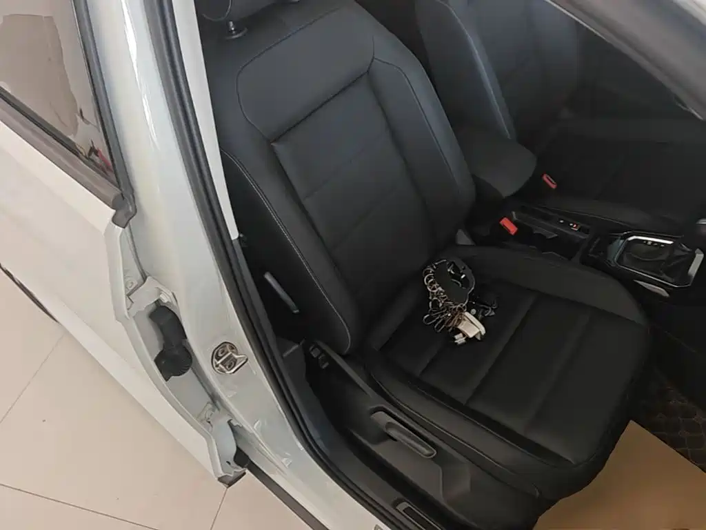 Volkswagen T-Roc, миниатюра 25
