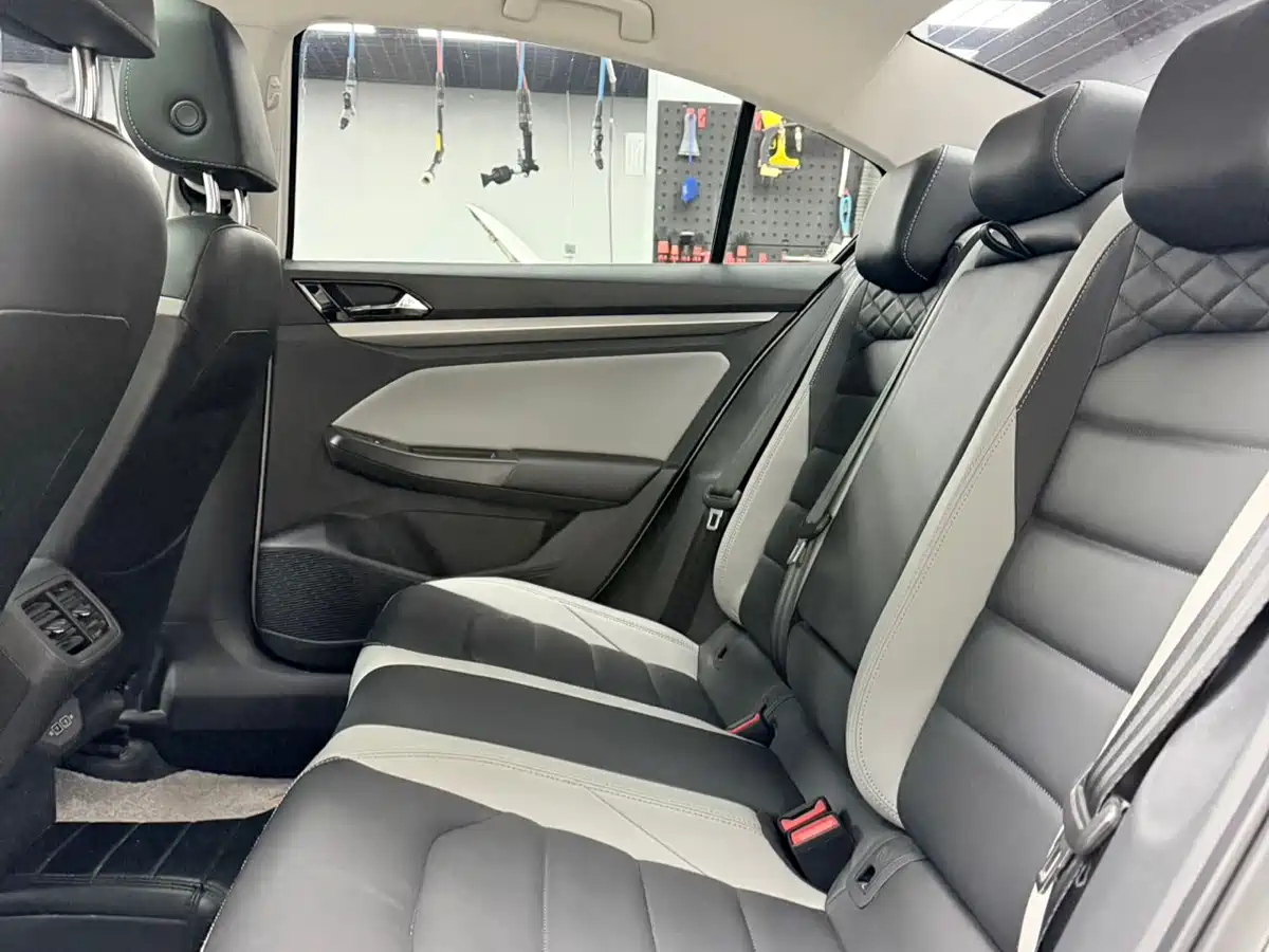 Volkswagen Bora 2023 280TSI DSG Prestige Edition фото 15