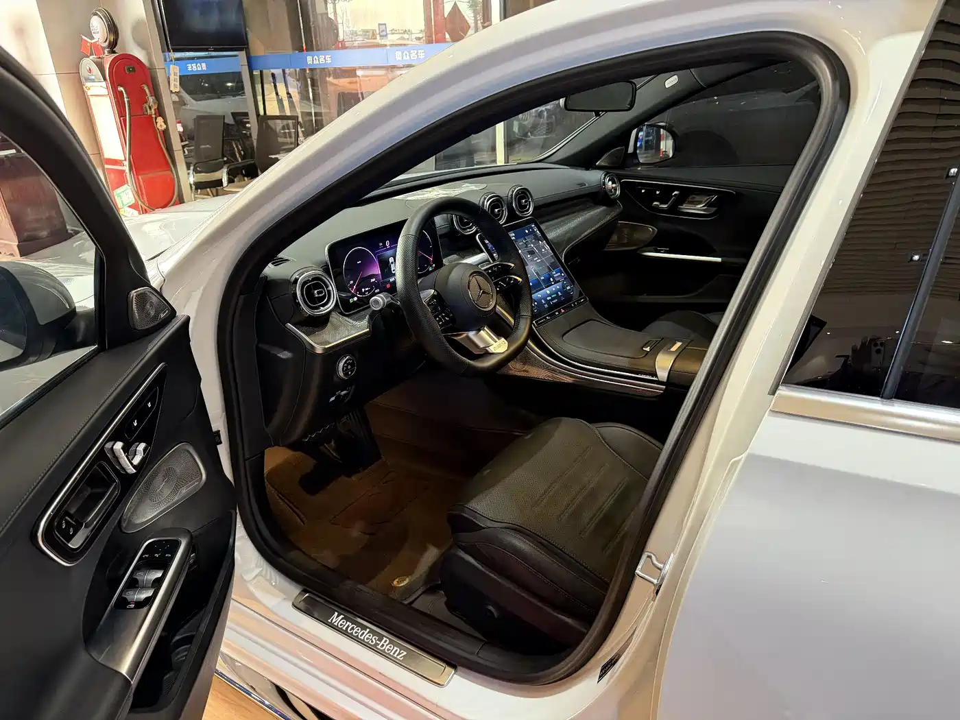 Mercedes-Benz C-Class 2024 C 260 L Sport фото 10
