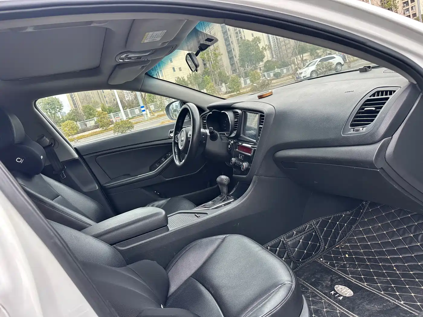 Kia K5 2014 2.0L Automatic LUXURY фото 6