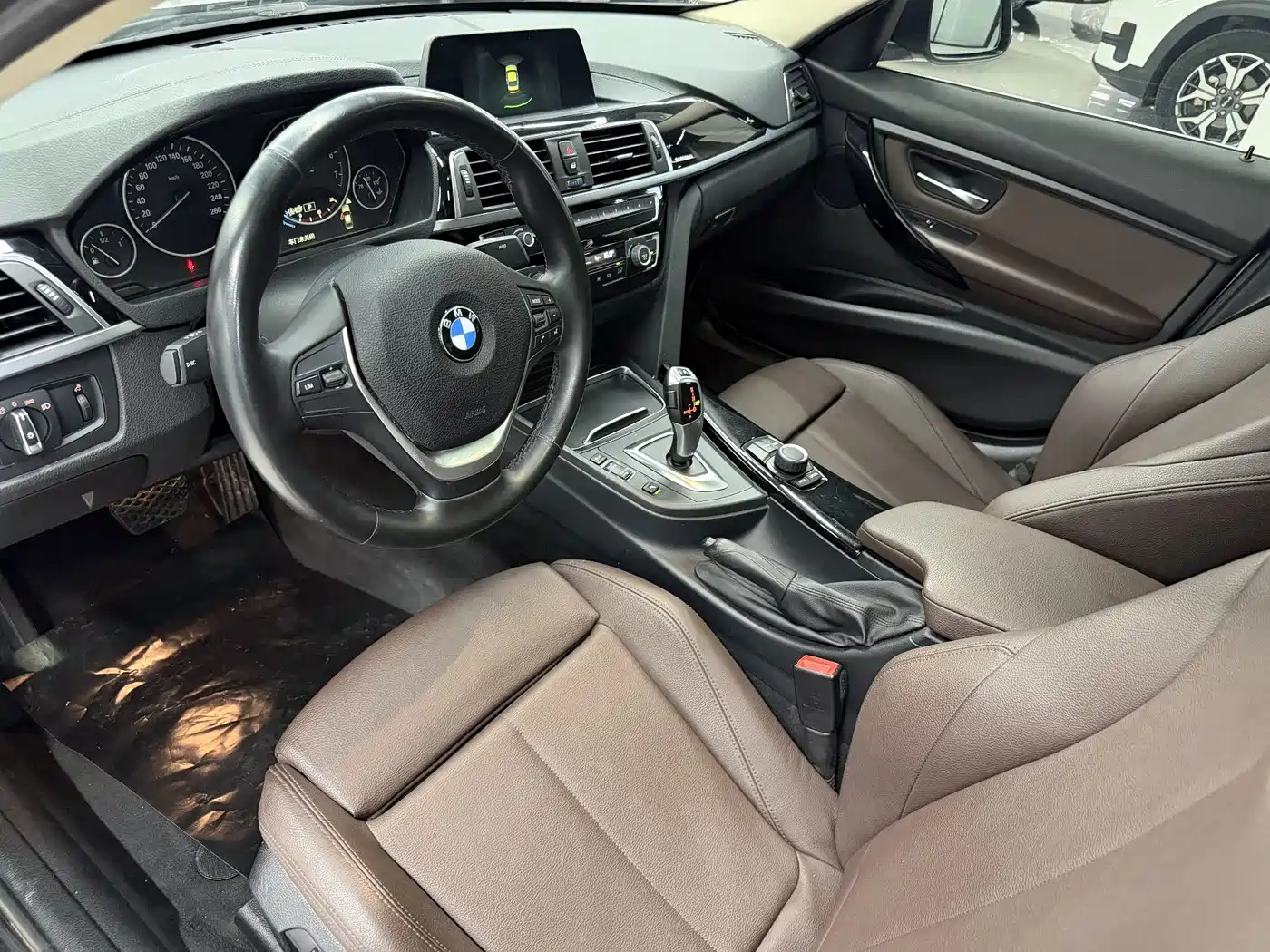 BMW 3 Series 2018 320Li Fashion Style фото 17