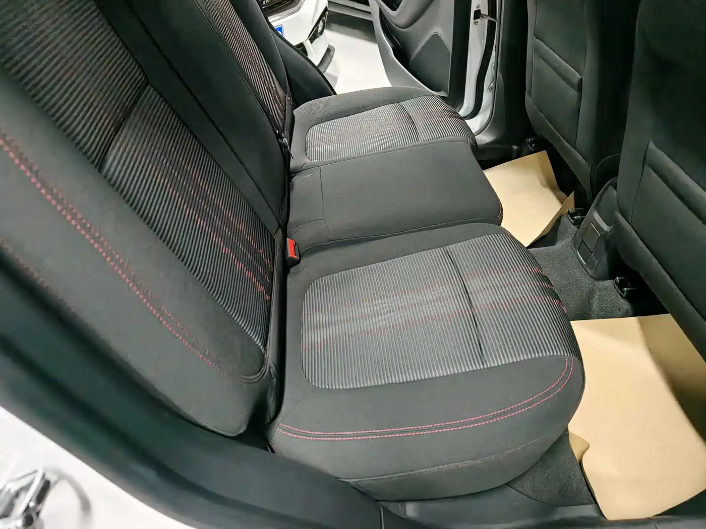 Buick Encore 2016 18T Automatic 2WD Urban Leading фото 10