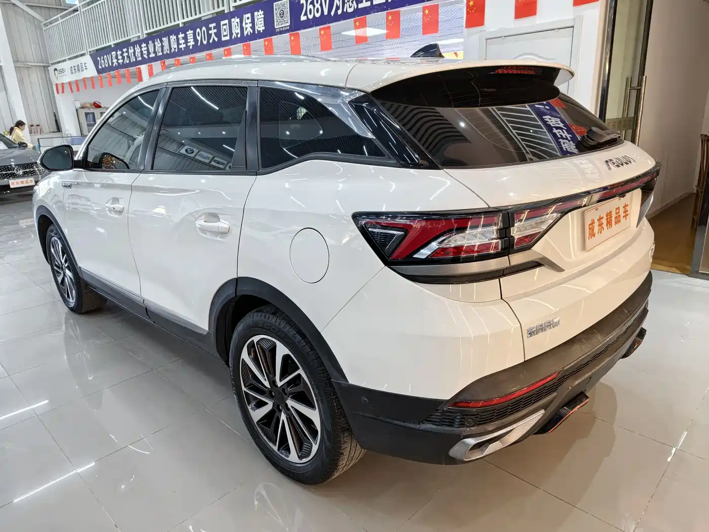 DONGFENG AX7