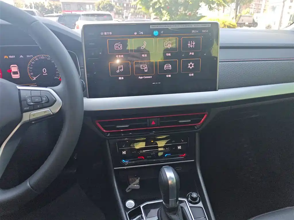 Volkswagen Lavida 2024 Model 300TSI DSG Starlight Leading Edition фото 13