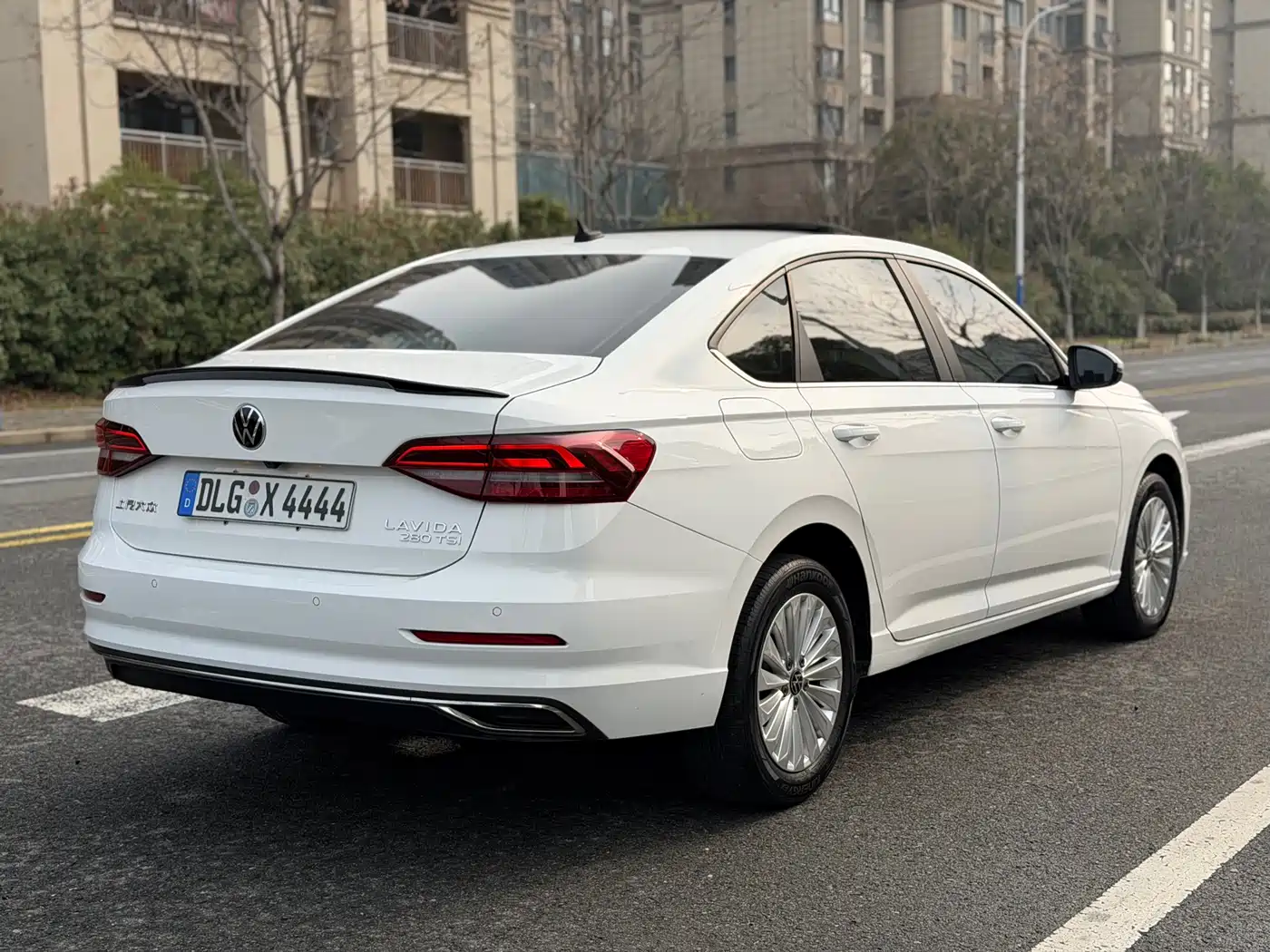 Volkswagen Lavida 2021 280TSI DSG Comfort Edition фото 21