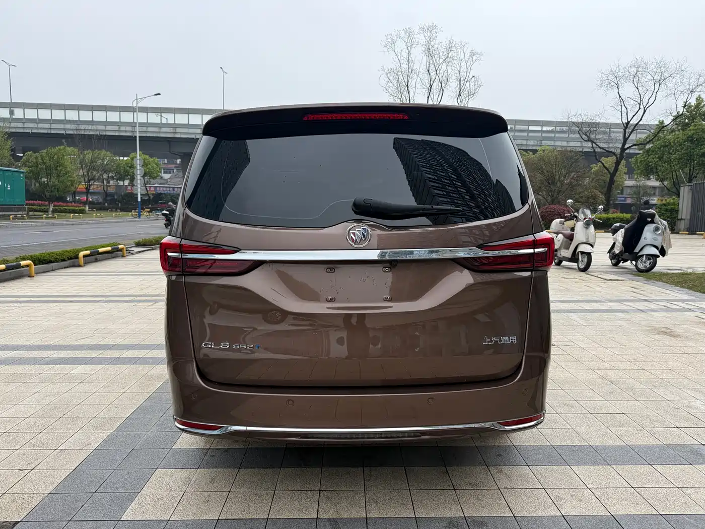 BUICK GL8