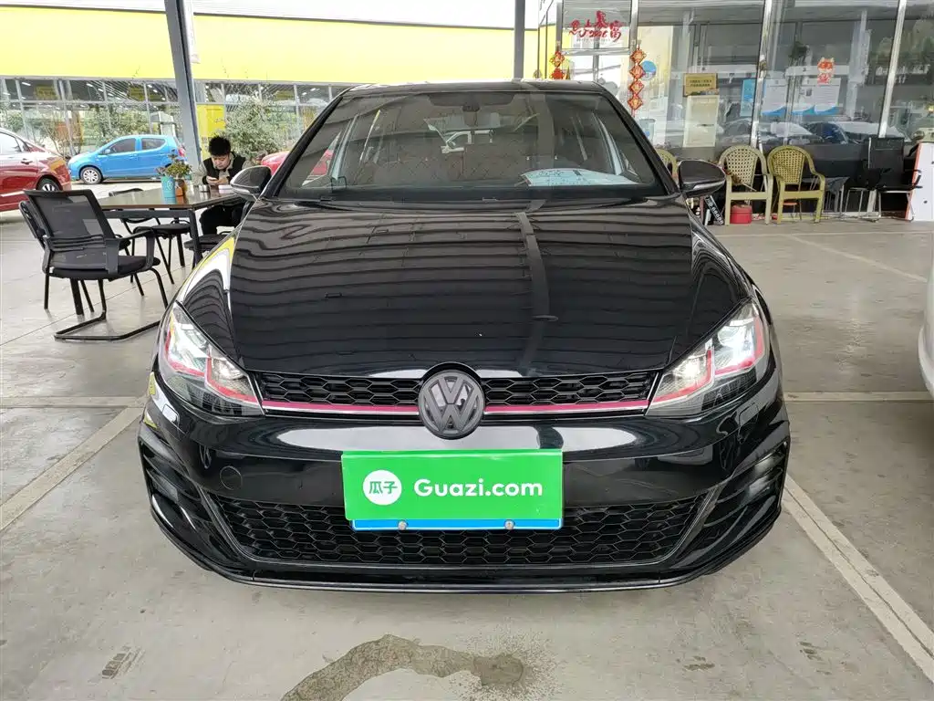 Volkswagen Golf 2020 280TSI DSG Comfort фото 3