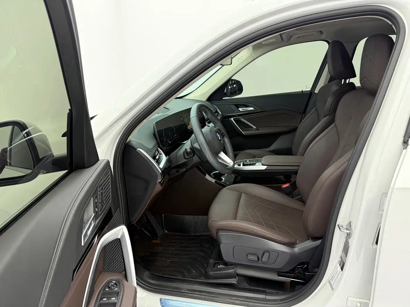 BMW X1 2023 sDrive20Li X Design Package фото 19