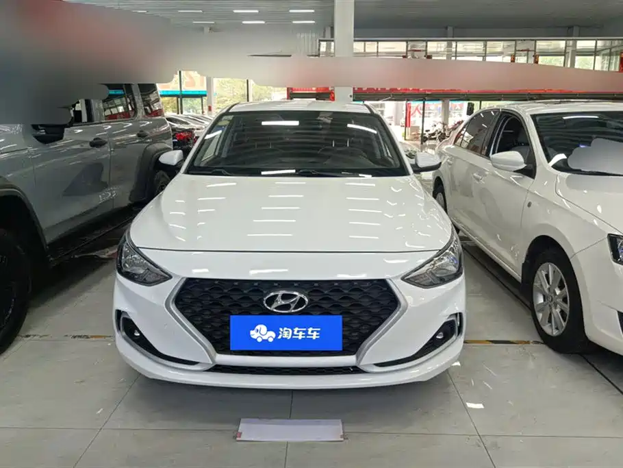 Hyundai Elantra 2018 1.6L Auto Joy GL (China V) фото 2
