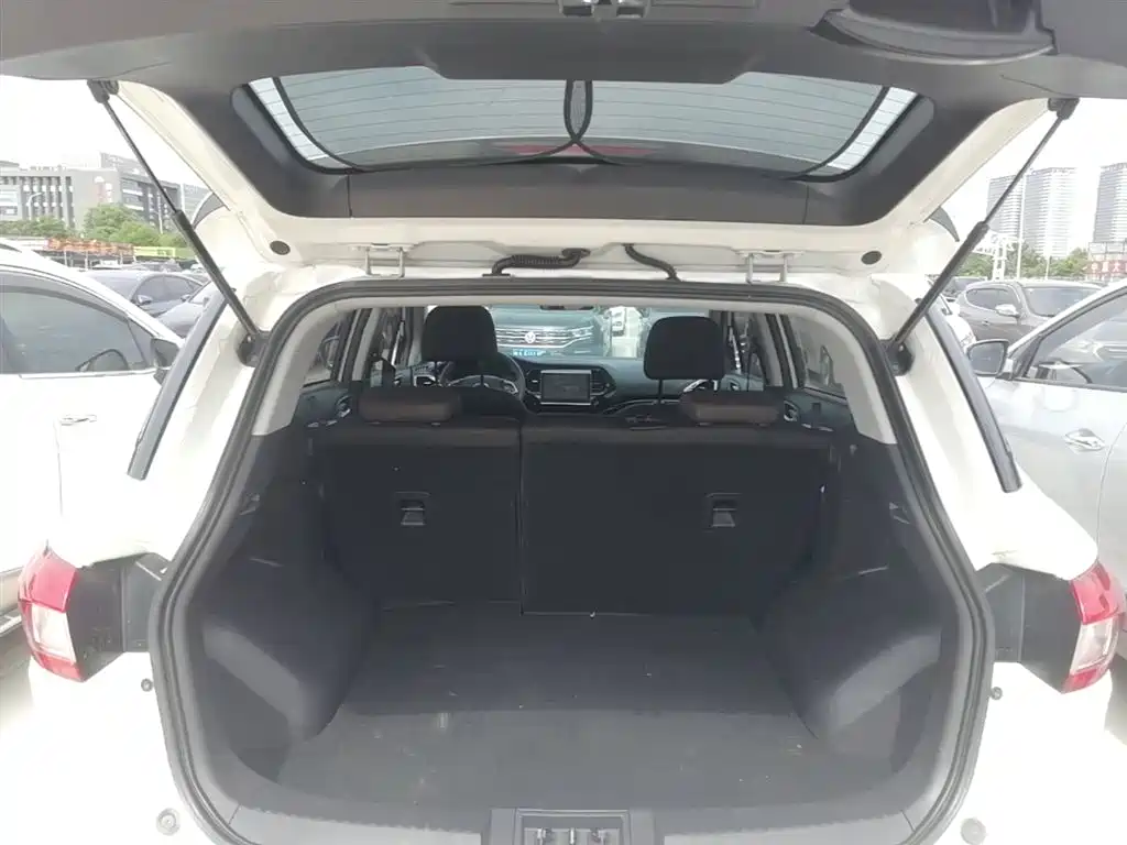 GAC Trumpchi Trumpchi GS4 2015 200T G-DCT Elite Edition фото 19