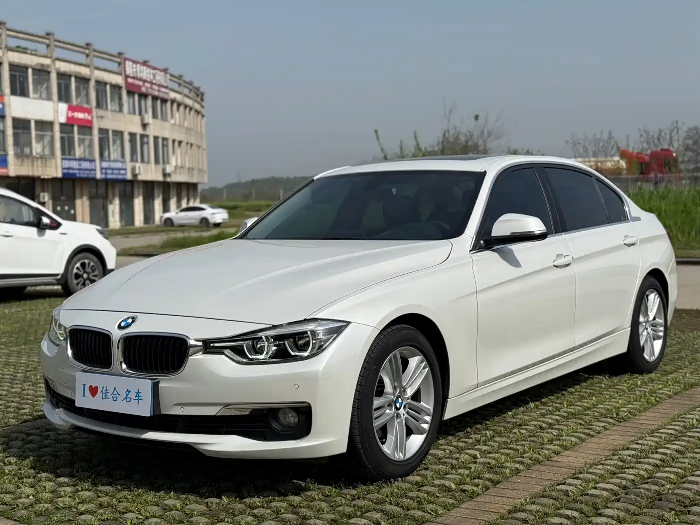 BMW 3 Series 2017 320Li Fashion фото 3