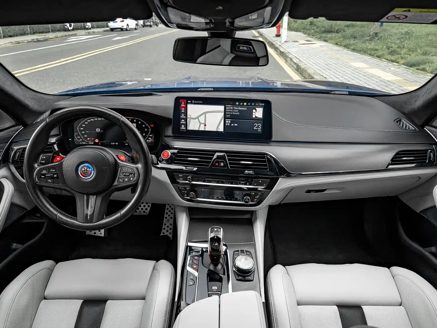 BMW M5 2018 M5 фото 5