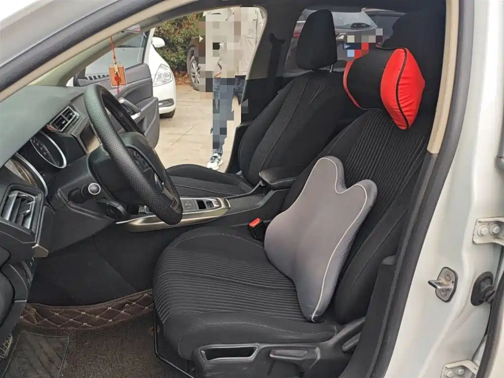 Peugeot 408 2016 1.6T Automatic Luxury Edition фото 8