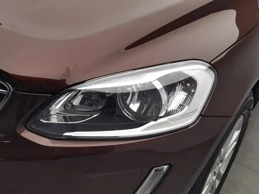 Photo 7 - Volvo XC60