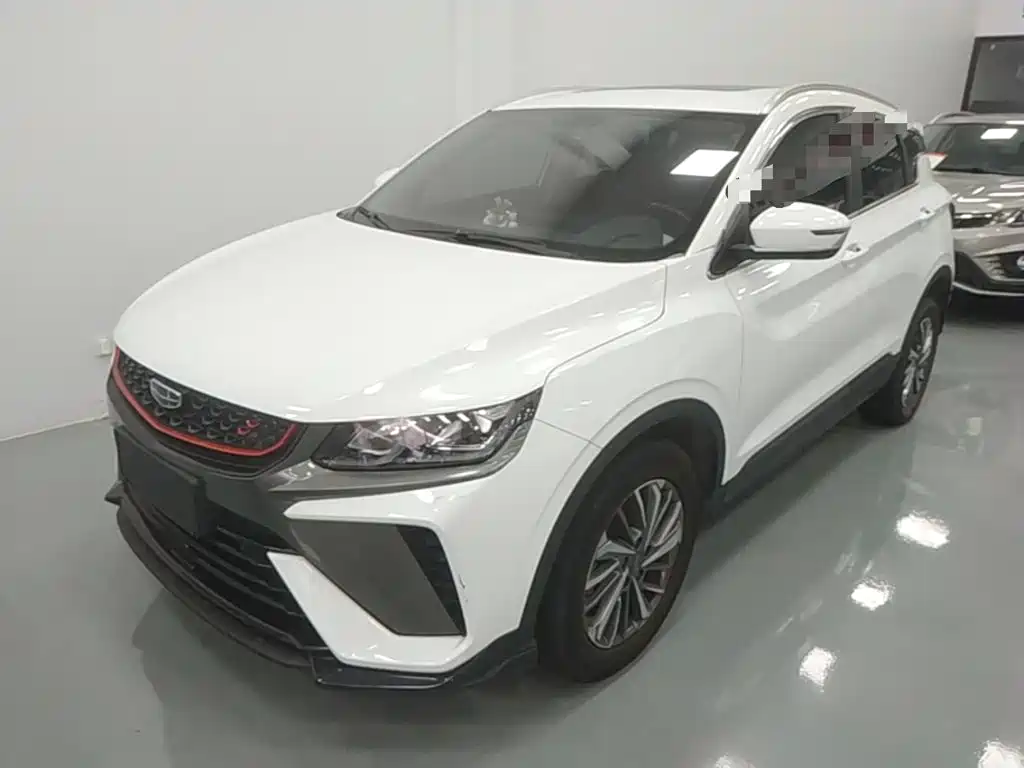 Фото 2 - Geely Binyue