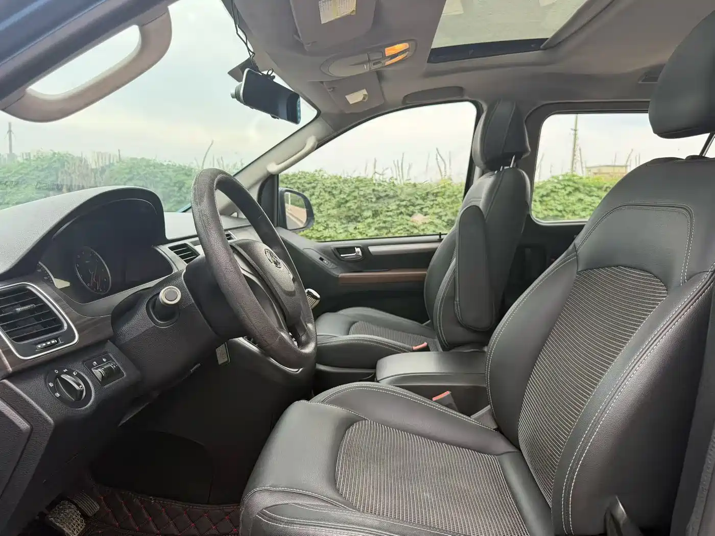 Фото 4 - Maxus G10