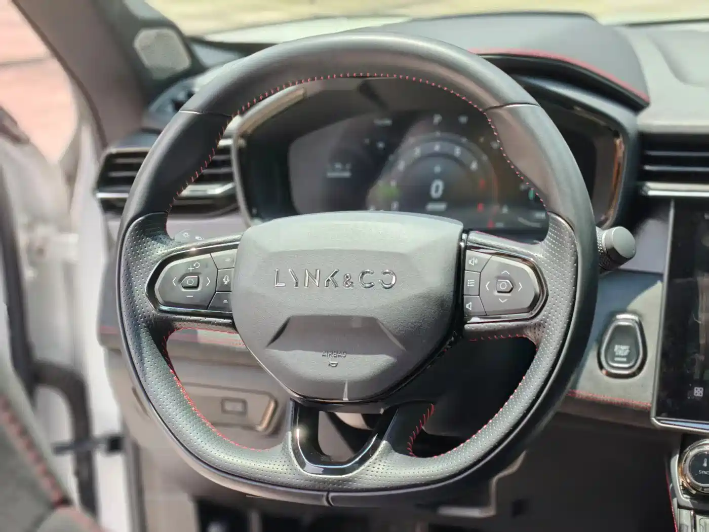 Lynk & Co 05 2022 2.0TD 4WD Power Halo фото 10