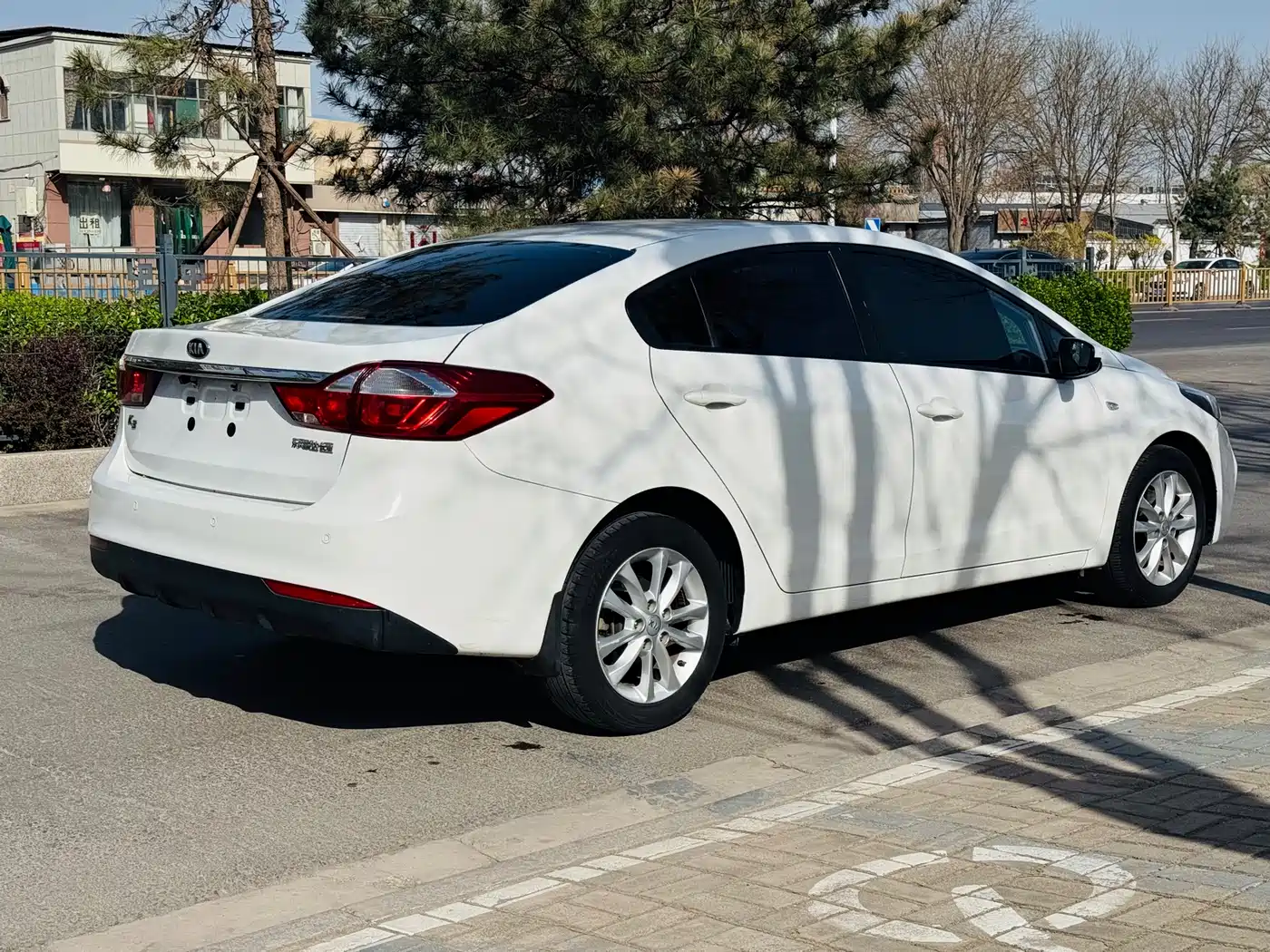 Kia K3 2016 1.6L Automatic GLS фото 7
