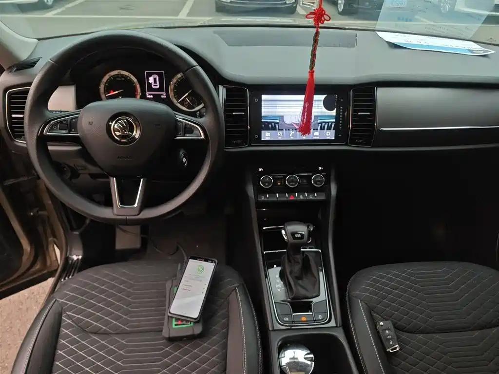 Škoda Kodiaq 2018 Facelift TSI330 5-seat 2WD Comfort Edition фото 10