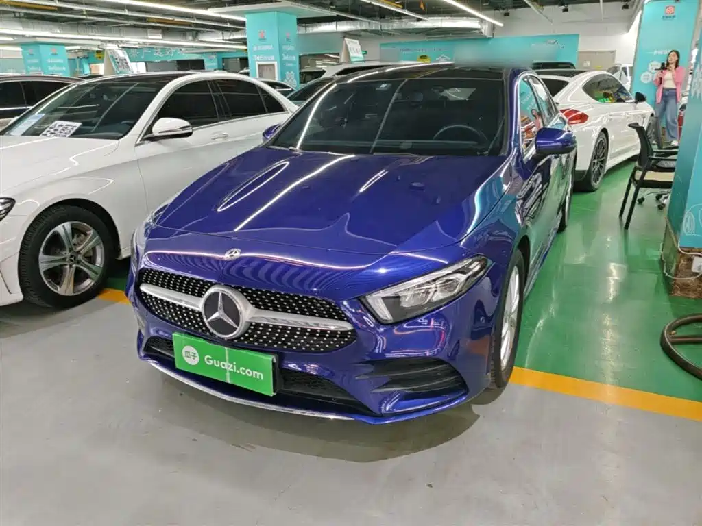 Mercedes-Benz A-Class 2020 A 200 L Sport Sedan фото 2