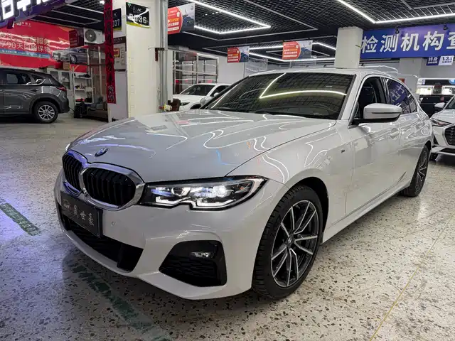 BMW 3 SERIES