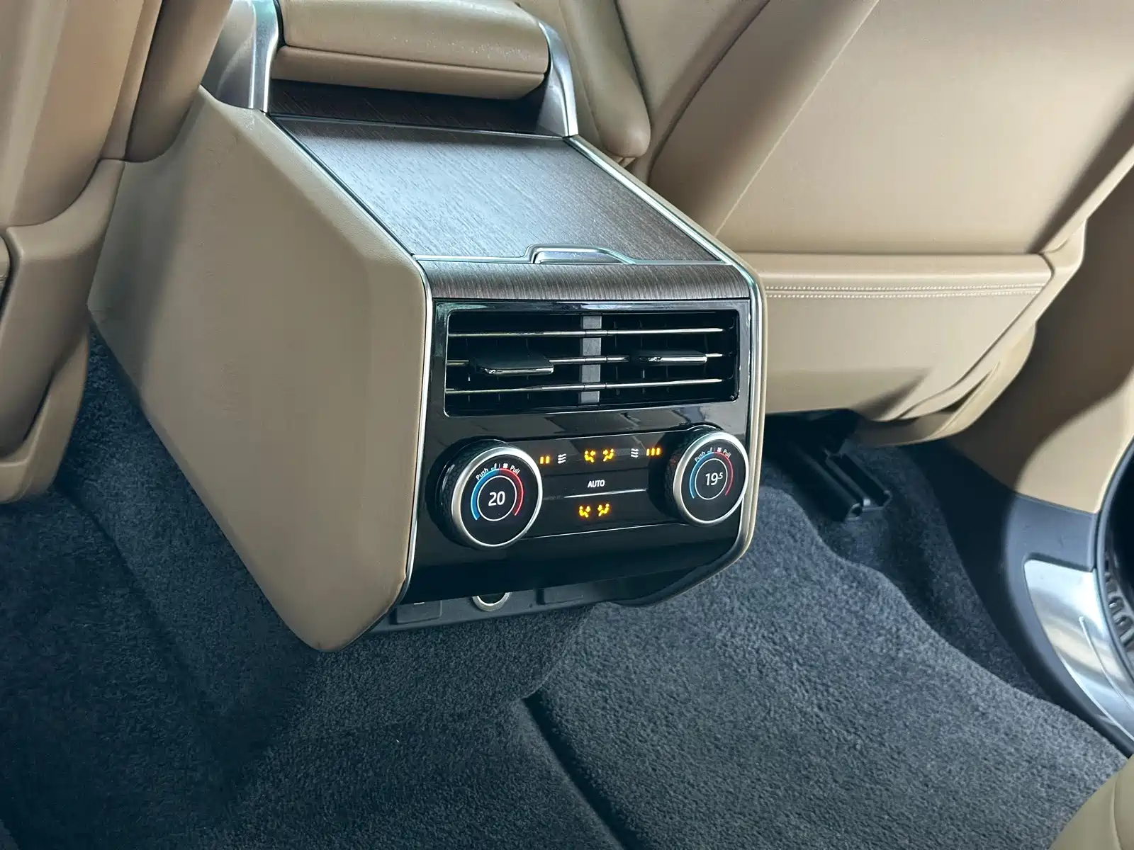 Фото 5 - Land Rover Range Rover