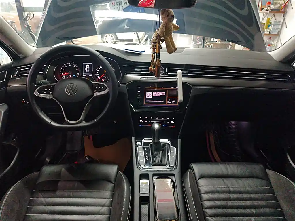 Volkswagen Magotan 2020 330TSI DSG Leading фото 10