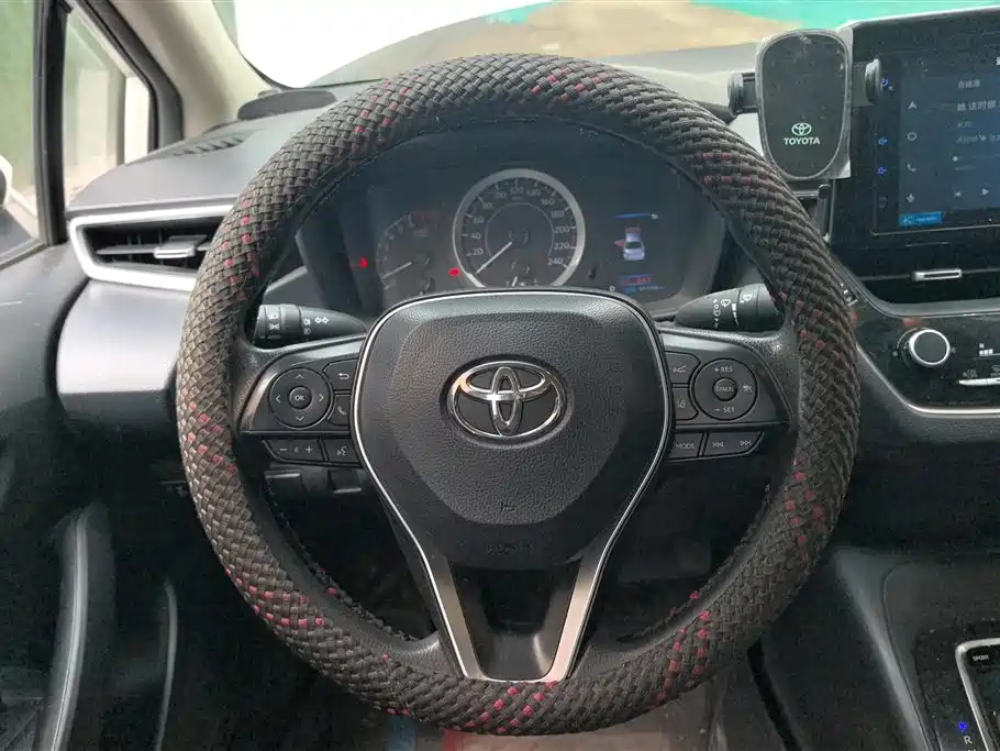 Toyota Corolla 2021 1.2T S-CVT Elite PLUS Edition фото 15
