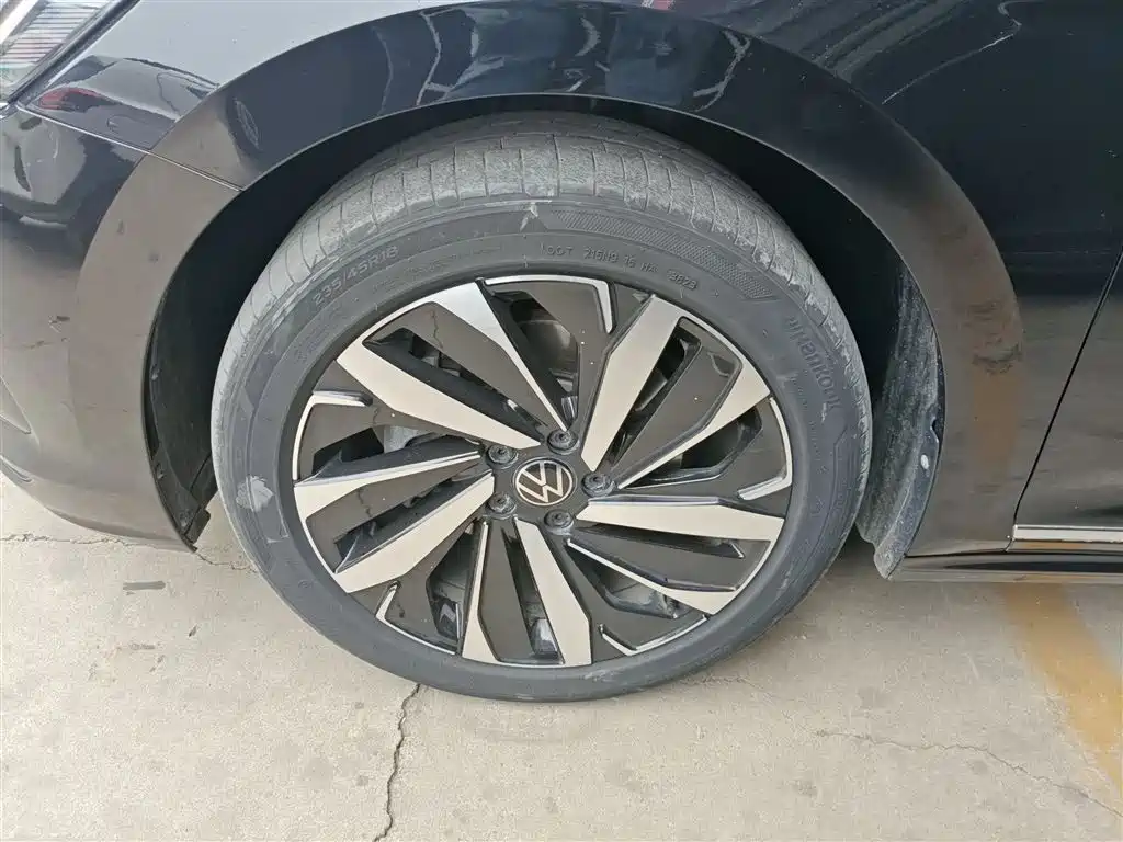 Volkswagen Passat 2023 Facelift 330TSI Elite Edition фото 23