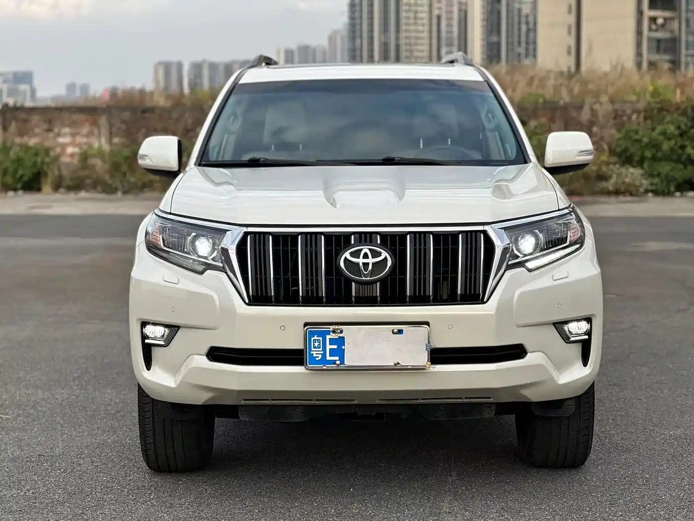 Toyota Prado 2018 3.5L Automatic TX-L Rear-mounted Spare Tire фото 2