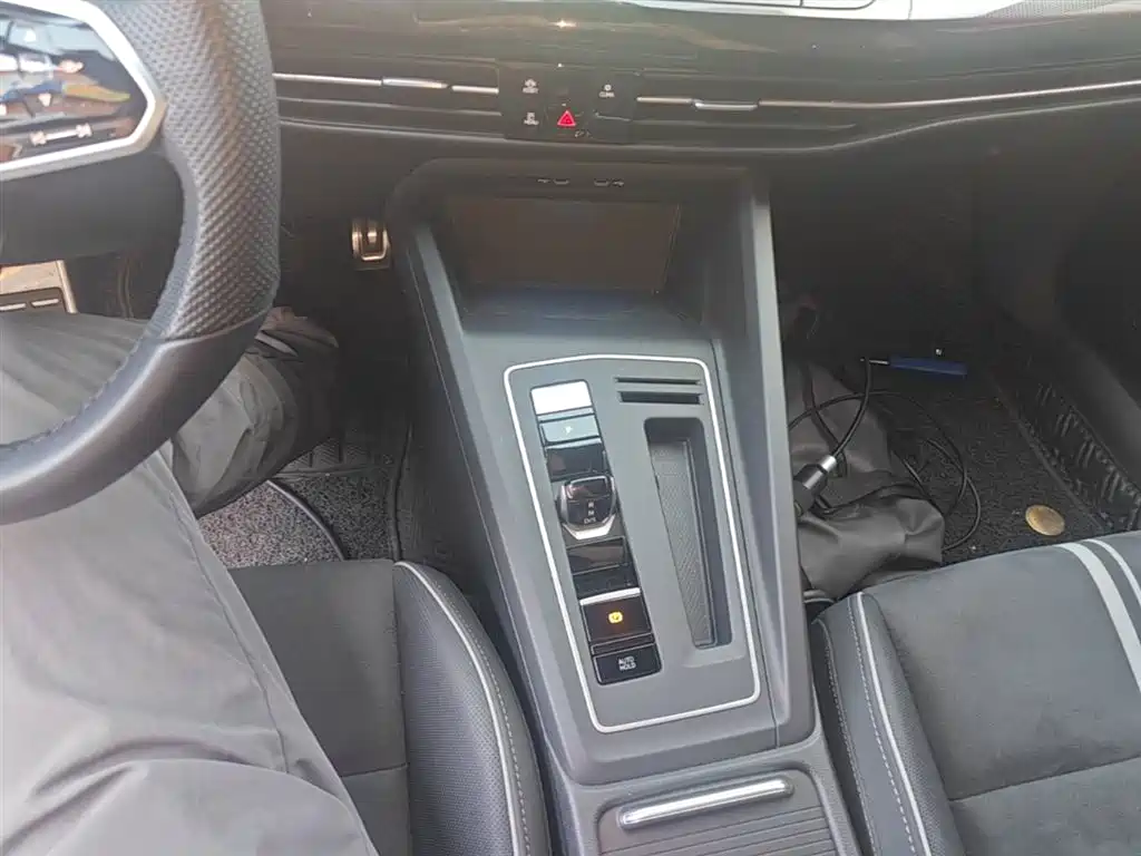 Volkswagen Golf 2021 280TSI DSG R-Line фото 14