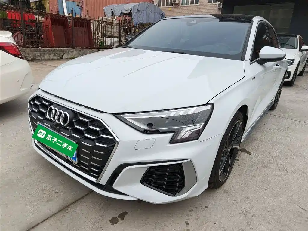 Audi A3 2024 Model Sportback 35 TFSI Fashion Sport