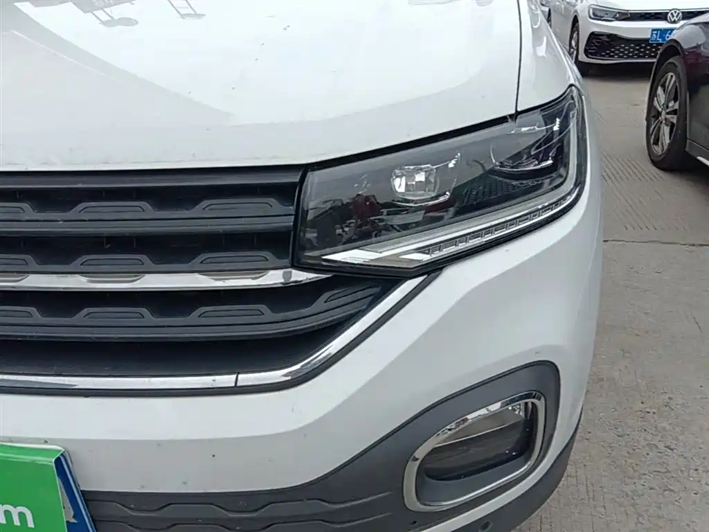 Volkswagen Tanying 2021 1.5L Automatic Smart Connect Edition фото 24