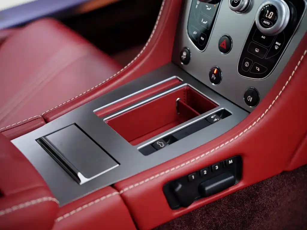 Aston Martin V8 Vantage 2017 2012 4.7L S Coupe