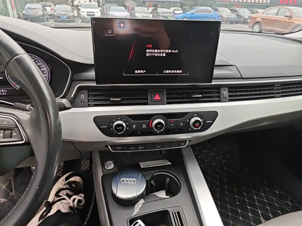 Audi A4L 2020 40 TFSI Fashion Dynamic Edition фото 9