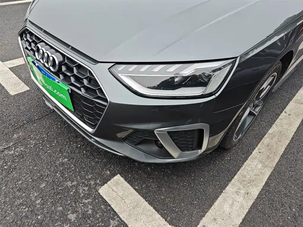 Audi A4L 2020 40 TFSI Fashion Dynamic Edition фото 18
