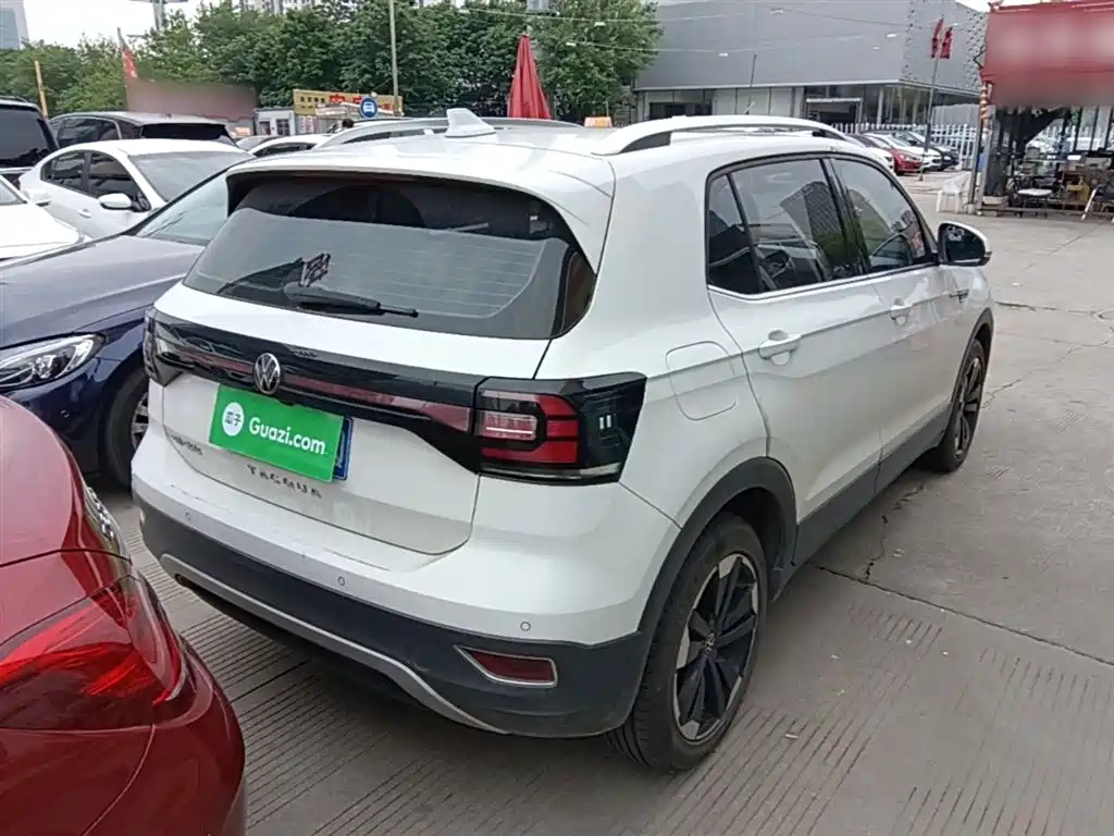 Volkswagen Tanying 2021 1.5L Automatic Smart Connect Edition фото 7