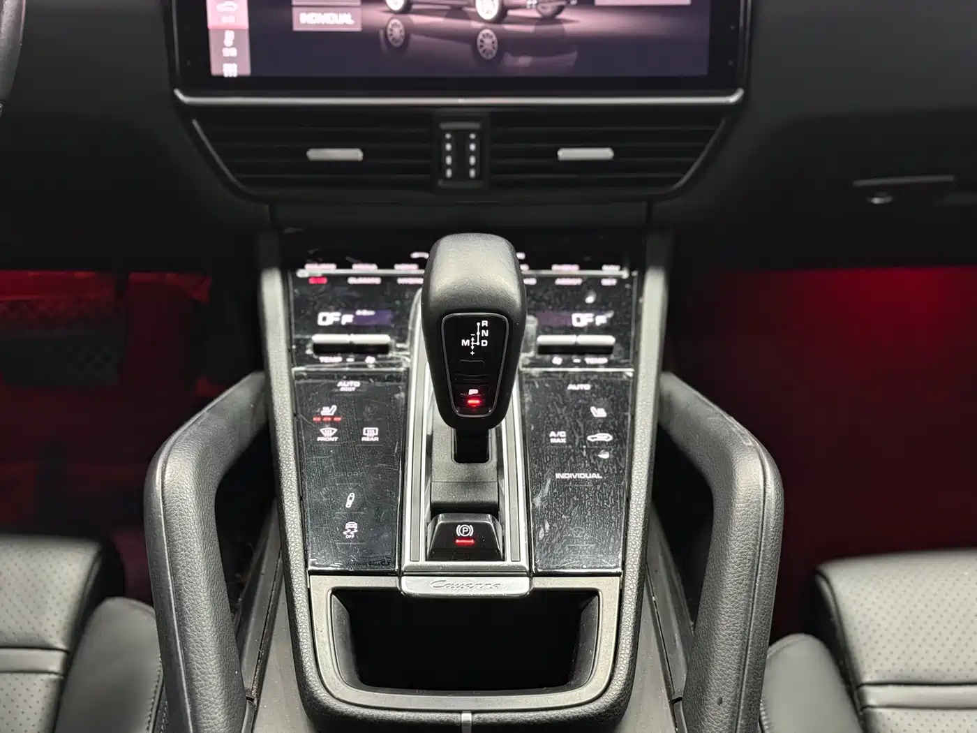 Porsche Cayenne New Energy 2020 Cayenne E-Hybrid 2.0T фото 26