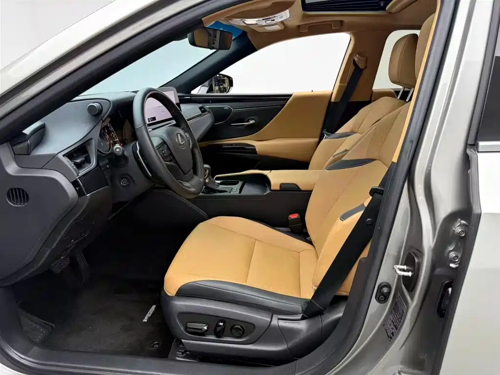 Lexus ES 2022 200 Excellence Edition фото 11