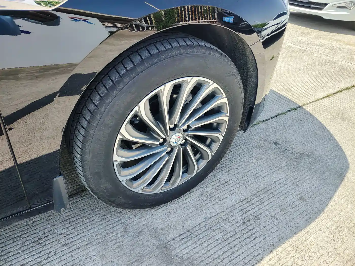 Buick LaCrosse 2023 28T Premium Edition фото 10