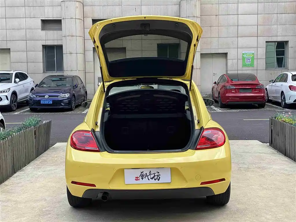 Volkswagen Beetle 2015 180TSI фото 6