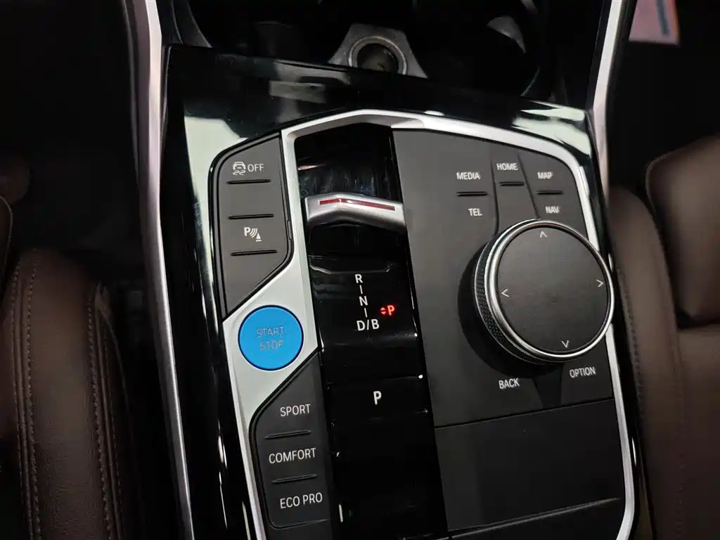 BMW i3 2022 eDrive 35 L фото 10