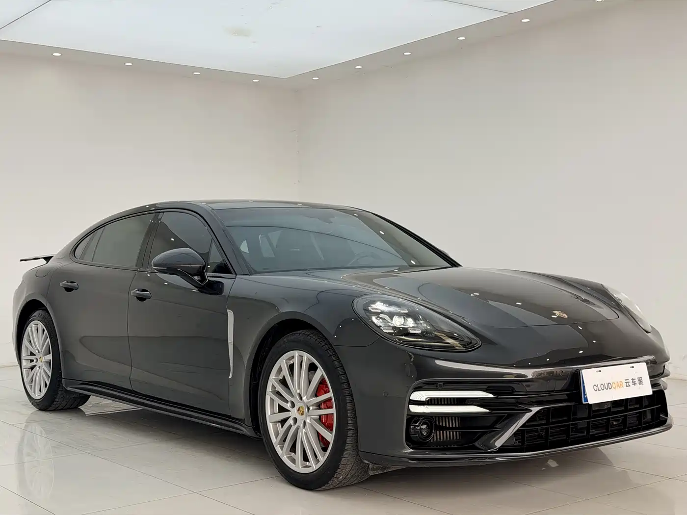 Porsche Panamera 2019 Panamera 4 Executive Long Wheelbase 2.9T фото 3